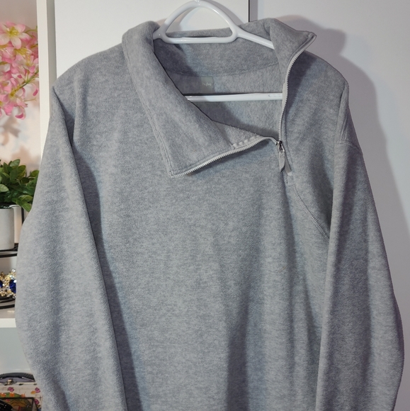 Side Quarter Zip Pullover - Picture 3 of 4